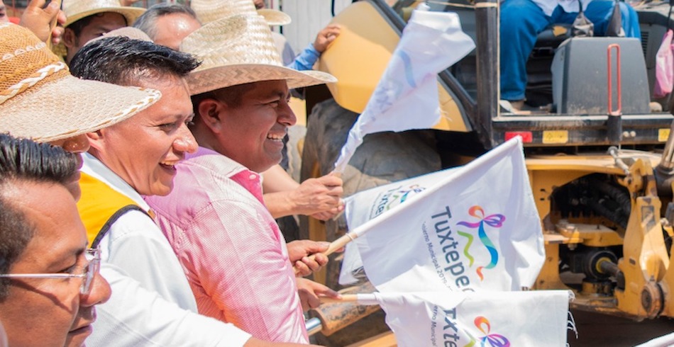 En 4 días, Dávila arrancó 17 obras con inversión de más 16 millones de pesos