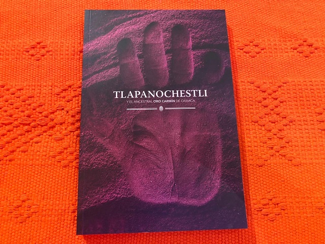 Presentó Seculta libro sobre la grana cochinilla fina