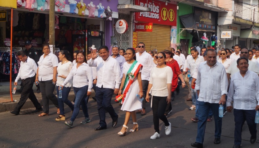 Dávila exhorta a mantener el sentimiento de unidad y amor por Tuxtepec