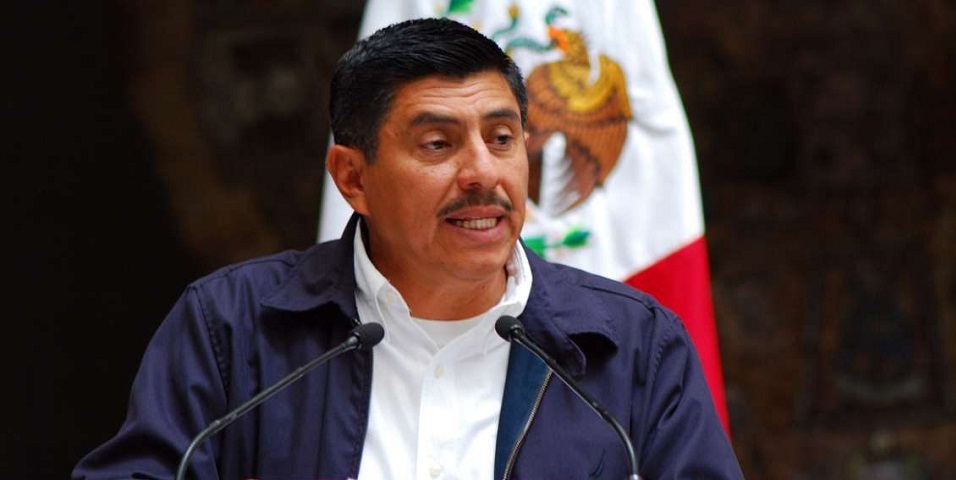 Tras faltar a votación por reforma educativa, sacan a Salomón Jara de la Comisión Permanente