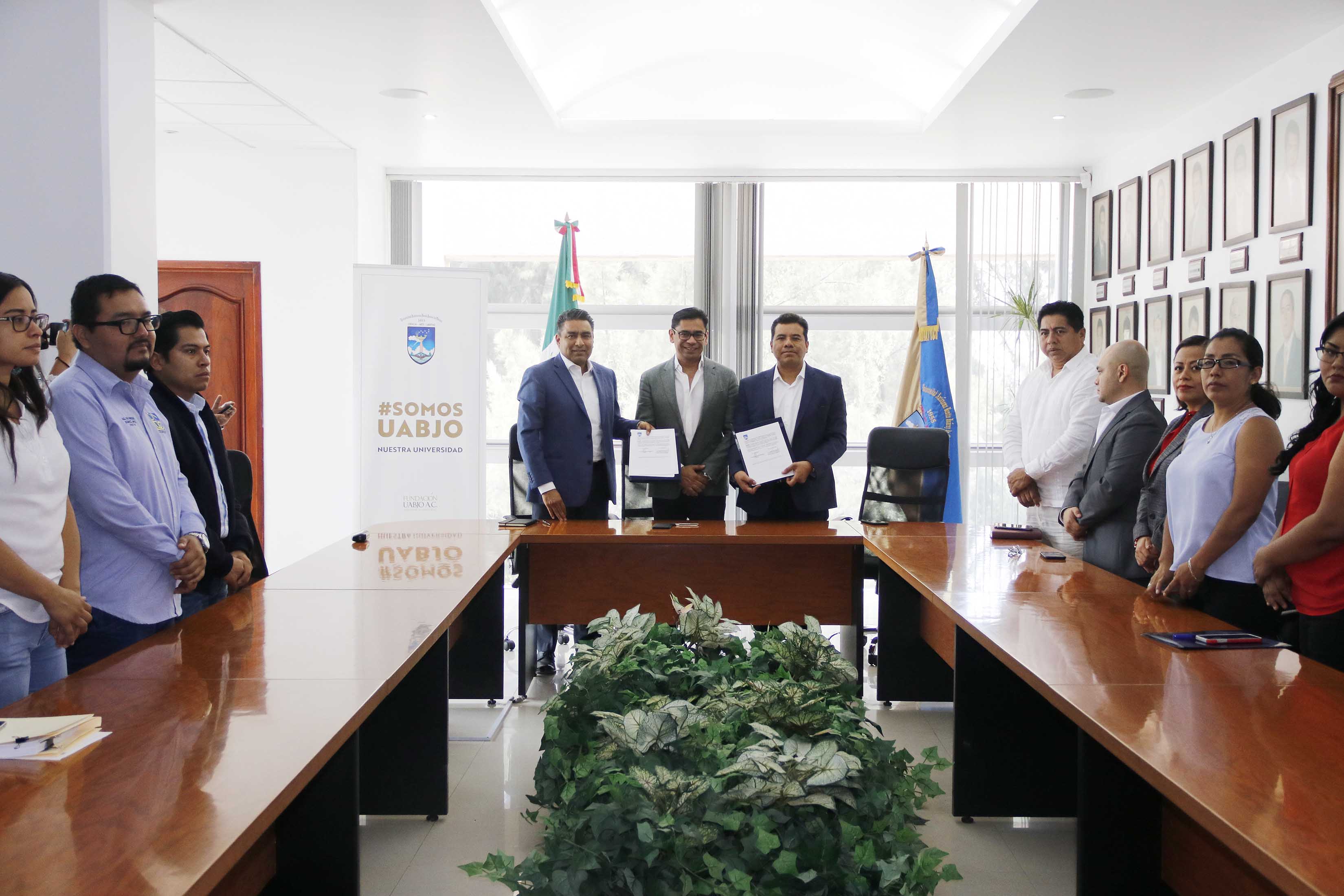Amplían espacios en la UABJO para servicio social y prácticas pagina 3
