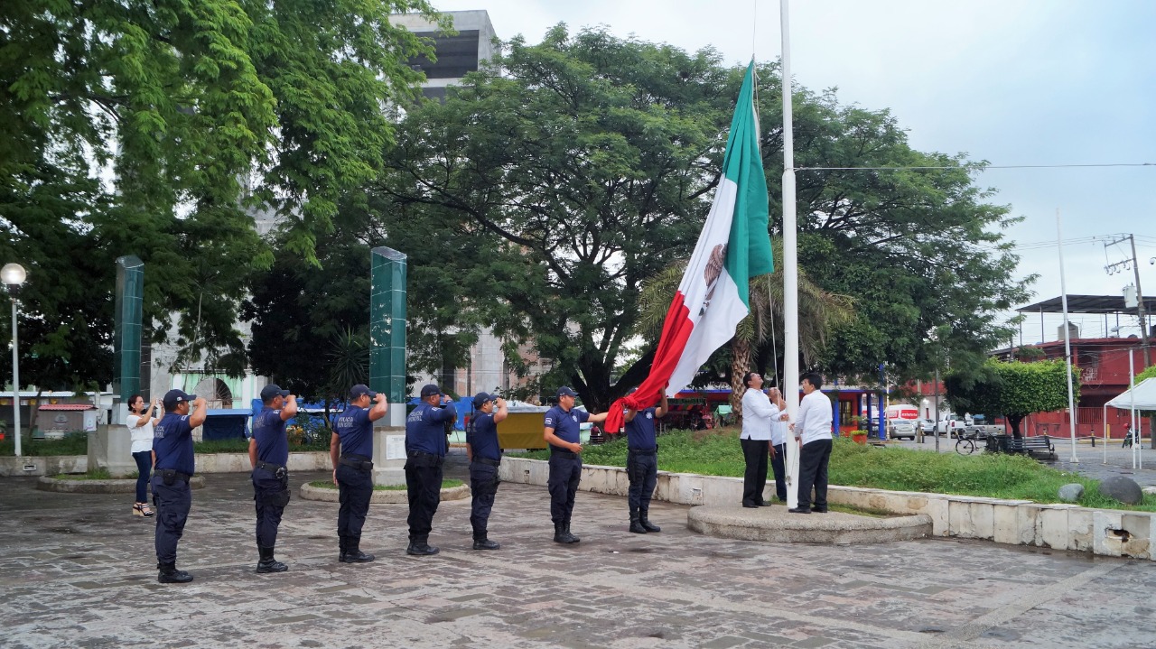 Conmemora Ayuntamiento de Tuxtepec el 147 Aniversario Luctuoso de Benito Juárez
