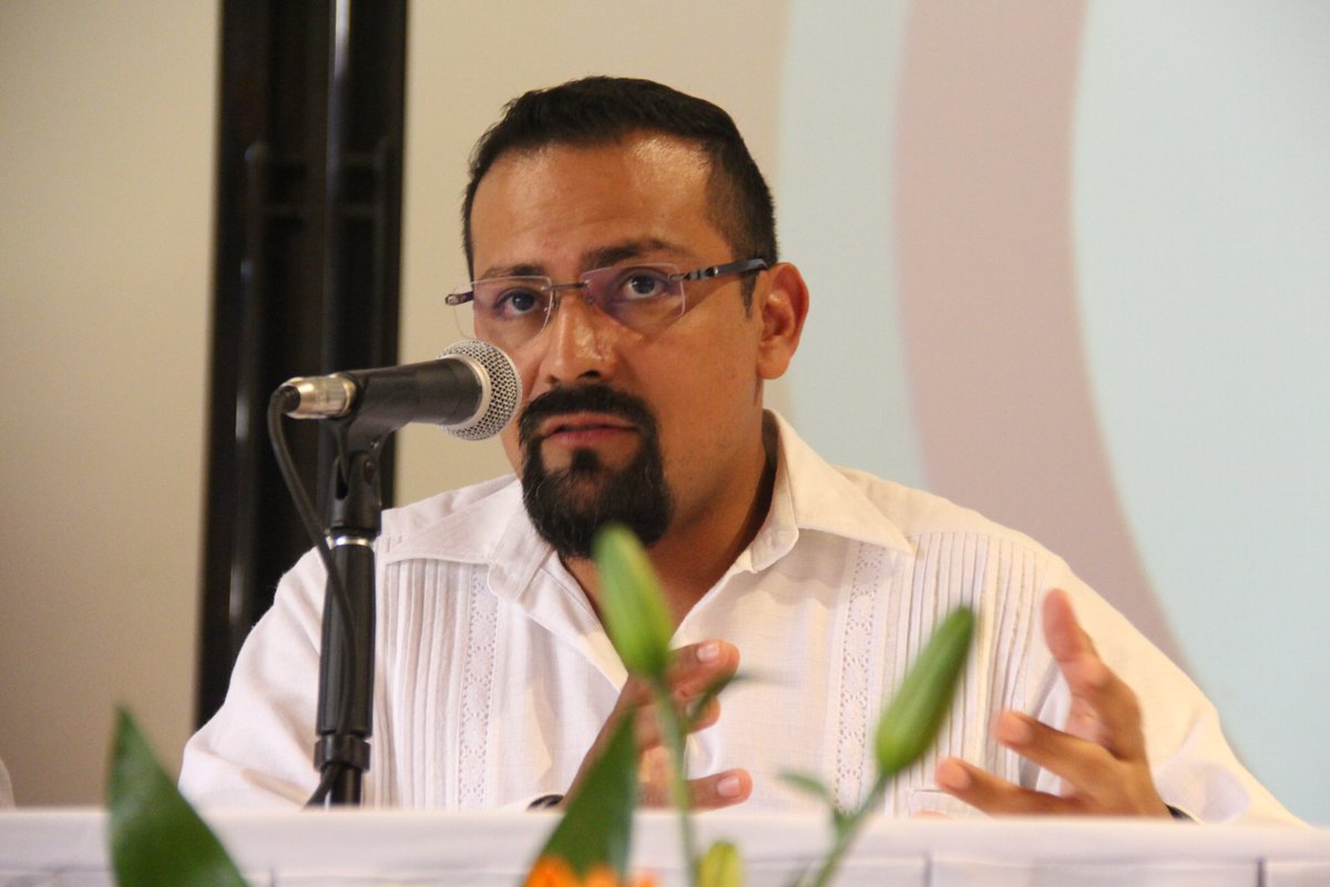 Murat pide que ratifiquen a Raúl Palomares como magistrado del TJA