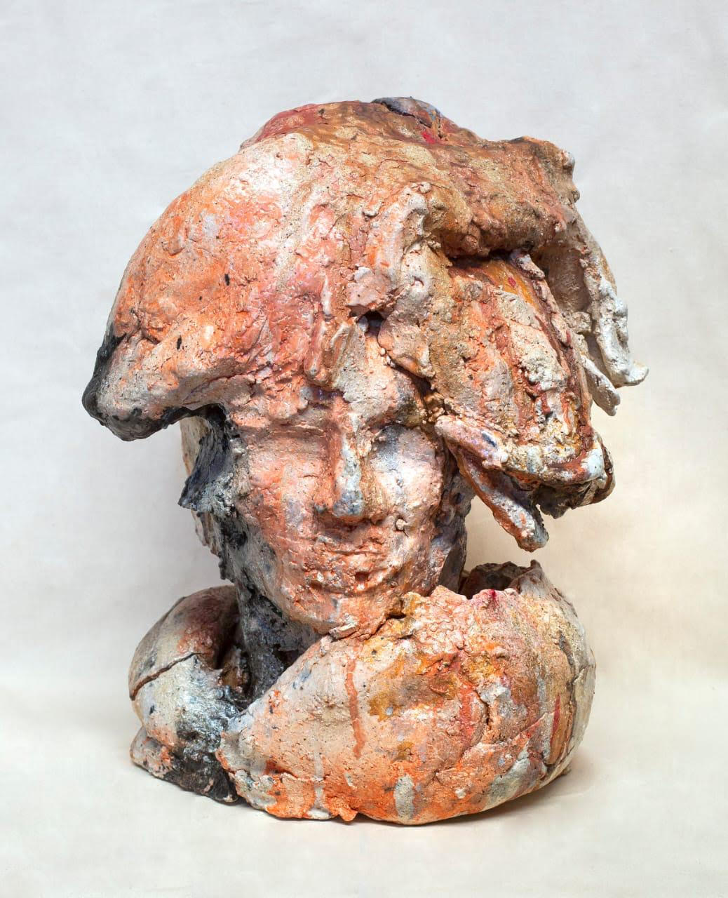 Obra de Alberto Aragón, escultura sombrero de mar pagina 3