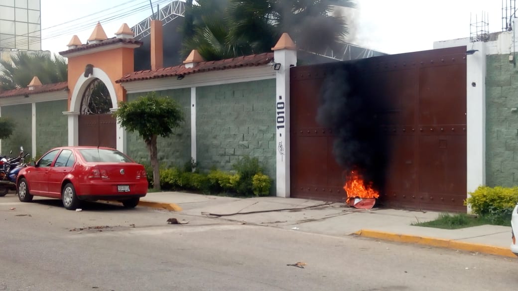 Sección XXII irrumpe en asamblea y los reciben a balazos pagina 3