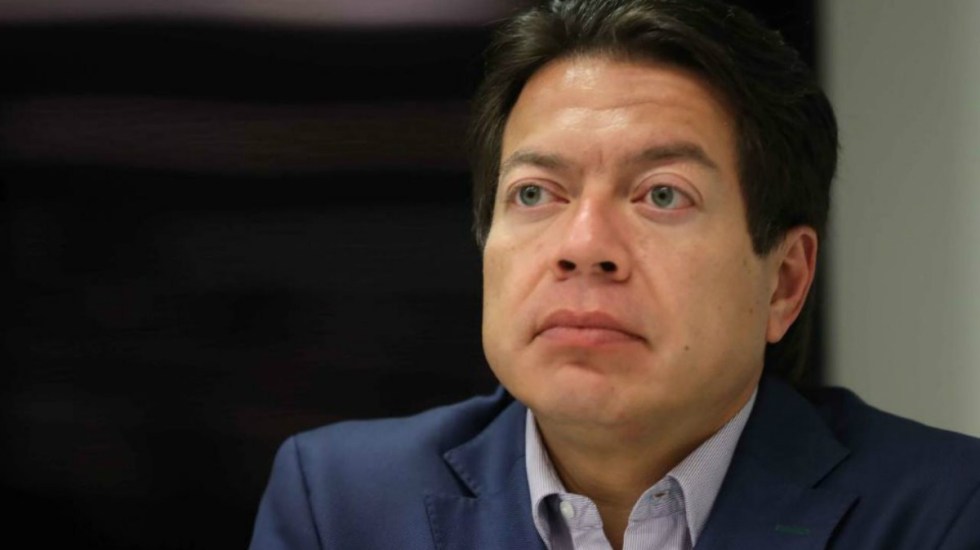 Mario Delgado aprovecha informe legislativo para arrancar su campaña