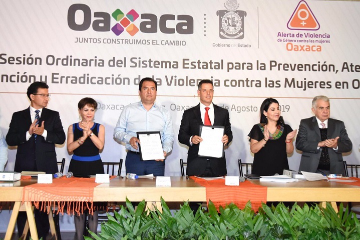 Refuerzan Oswaldo García y Alejandro Murat atención a la violencia de género en Oaxaca de Juárez