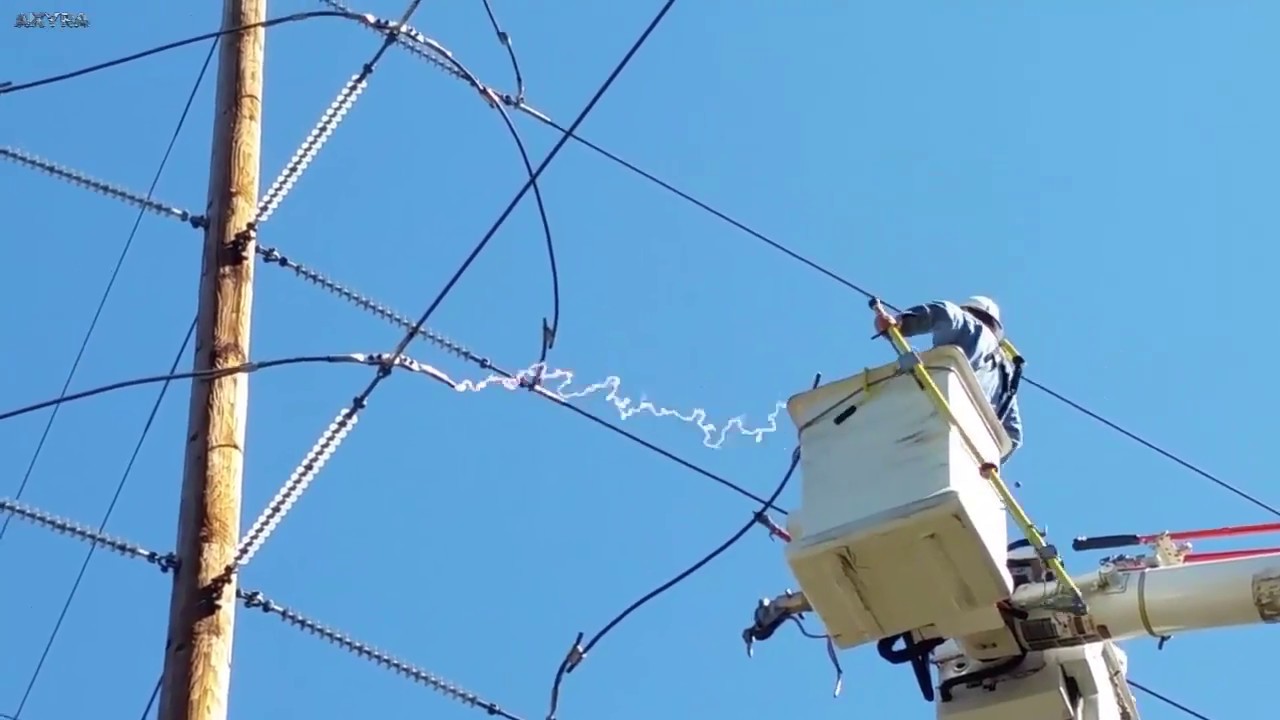 Cable mal instalado de CFE da descarga letal a Diego, de 10 años; CFE sabía del riesgo y no hizo nada