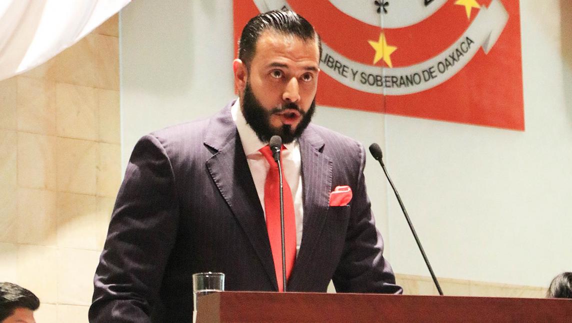 Legisladores plagian reforma anticorrupción para derrocar al fiscal anticorrupción