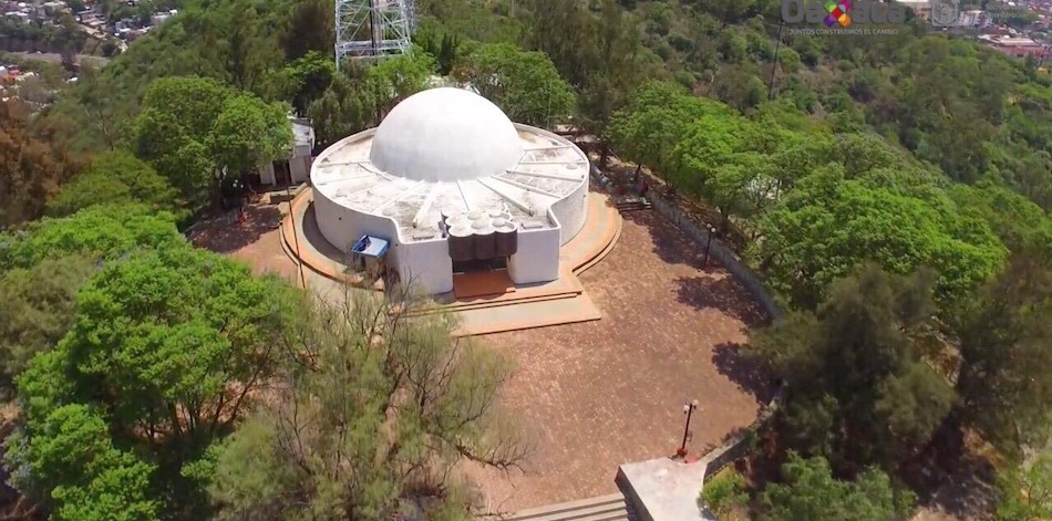 Planetario Nundehui suspende actividades por remodelación