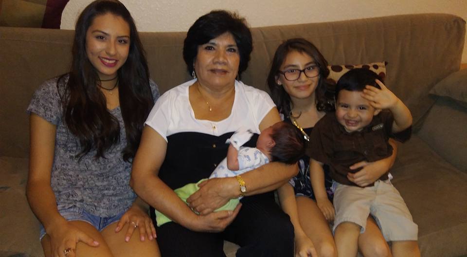 Un matrimonio, un hijo, una maestra, un padre: víctimas chihuahuenses del tiroteo en El Paso