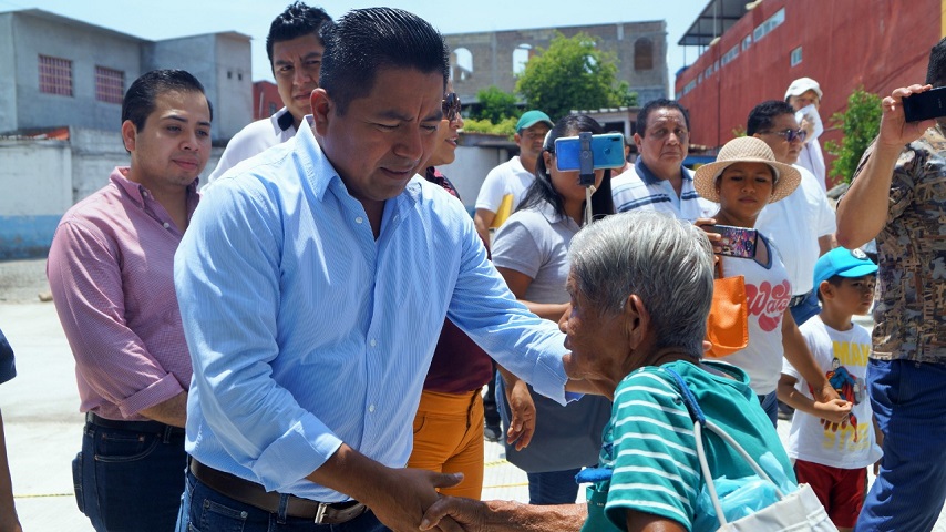 Supervisa Dávila avances en rehabilitación de drenaje en el centro de Tuxtepec