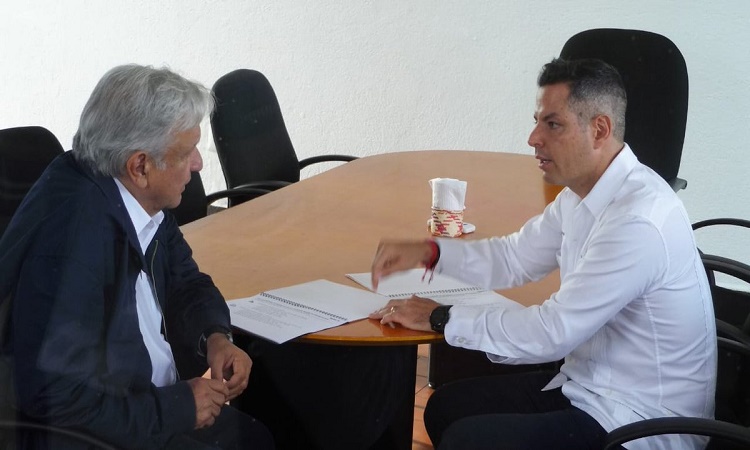 AMLO viene a firmar Pacto Oaxaca con Murat y a revisar hospitales IMSS