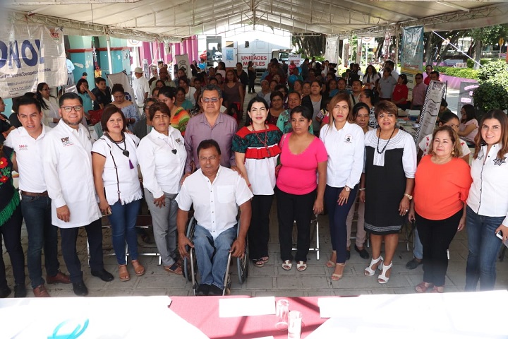 Inaugura SMO la Primera Feria de Servicios para la Mujer