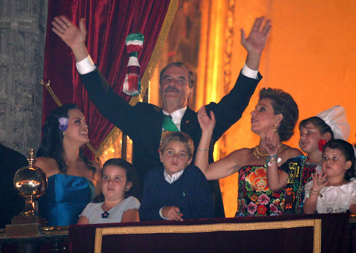 80 mil personas celebran el primer Grito de la izquierda lopezobradorista