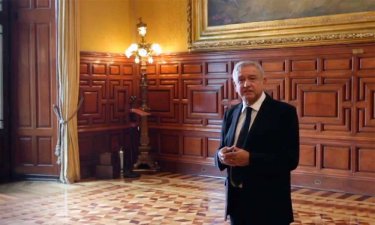 Viene el primer grito de AMLO, un presidente contra la historia neoliberal mexicana