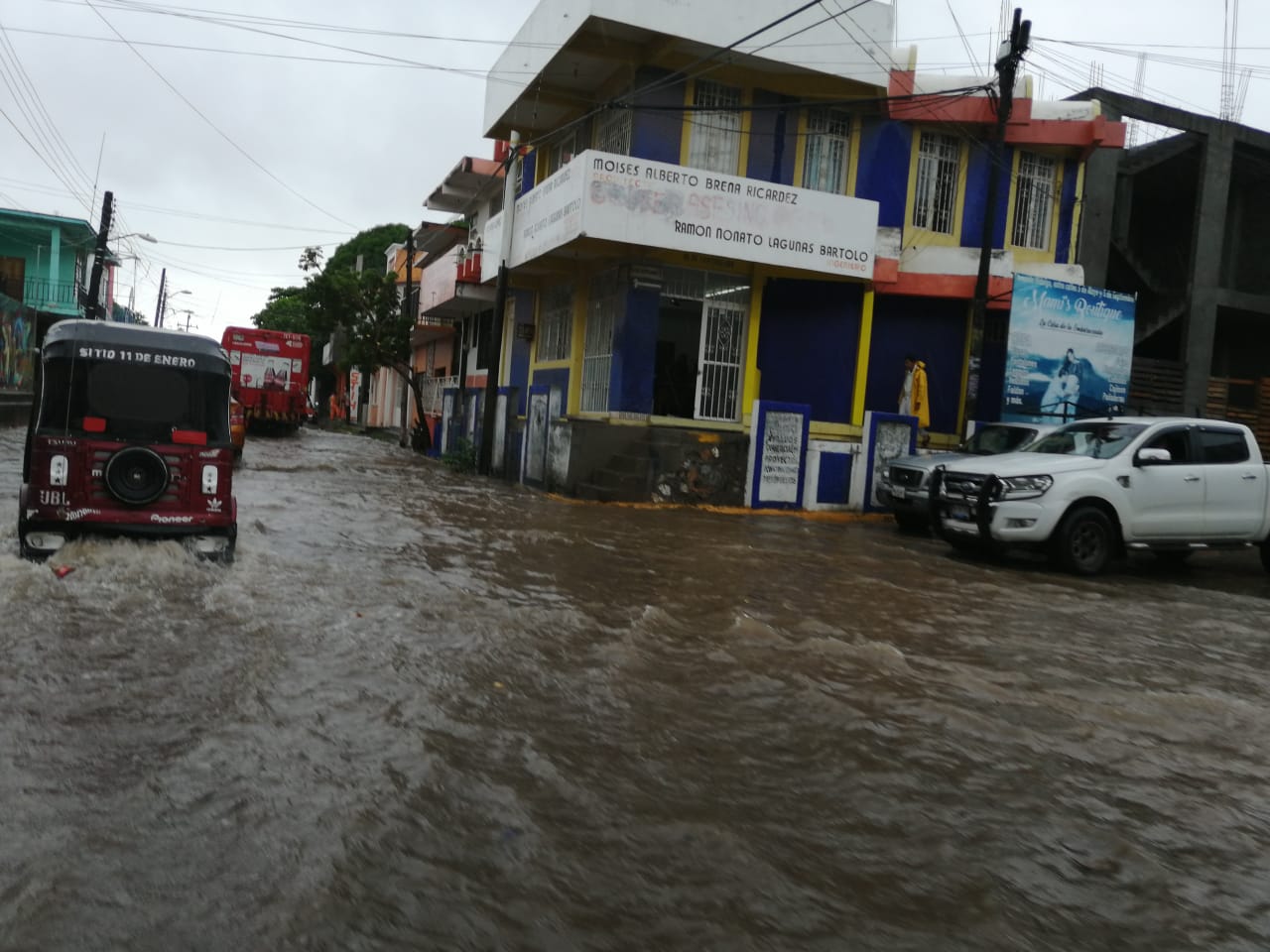 Se suspenden clases en el Istmo por fuertes lluvias, es la segunda vez en la semana