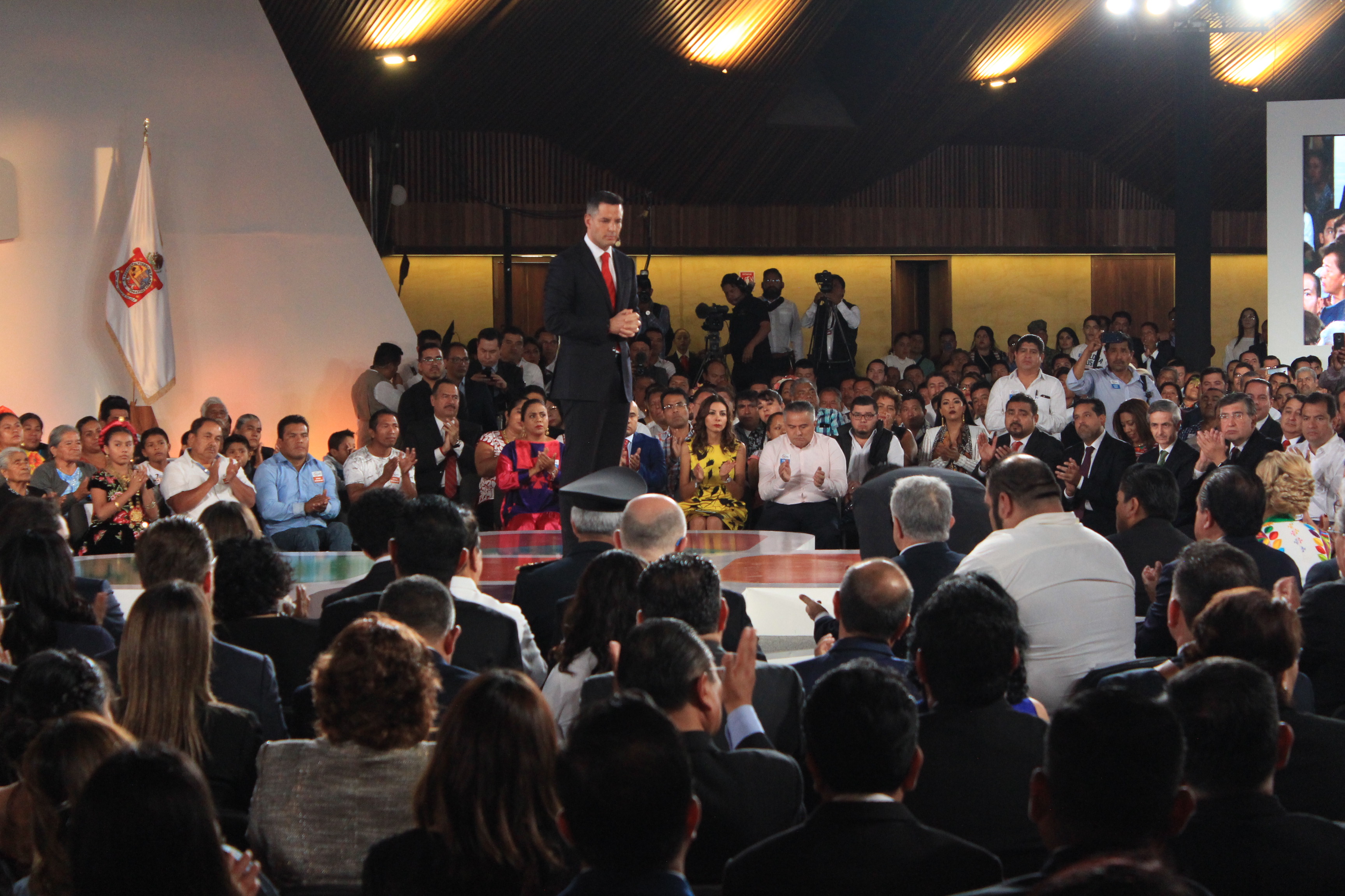 Bancada de Morena critica desempeño de Murat tras 3er Informe de Gobierno