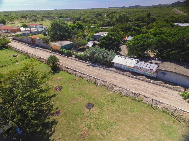 Avanza Gobierno de Juchitán en obras de pavimentación y tanque elevado, en agencias municipales