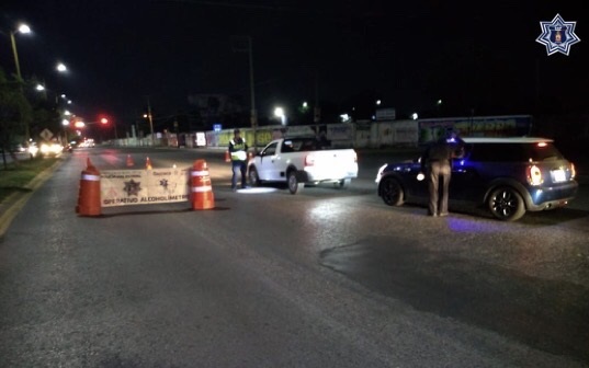 Asegura Policía Vial a 16 conductores en Operativo Alcoholímetro