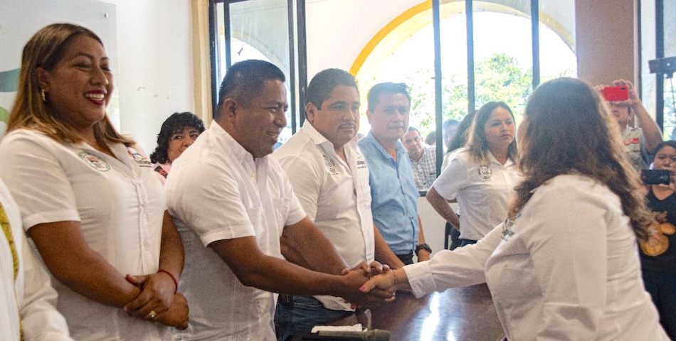 Paga Dávila 25.8 mdp de aguinaldo a personal sindicalizado y de confianza