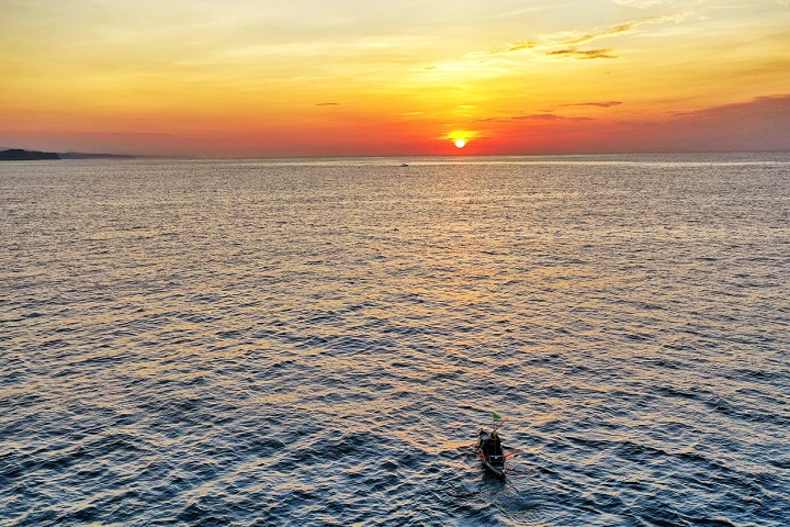 Una hermosa playa con mucha tranquilidad para disfrutar en Huatulco es: “El arrocito”