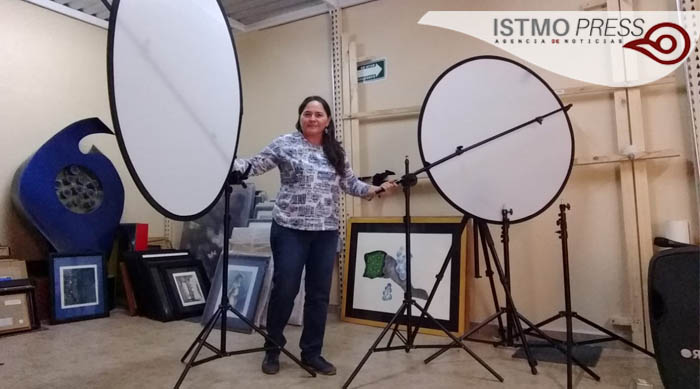 Claudia Daowz con su arte fotográfico rinde homenaje a mujeres istmeñas