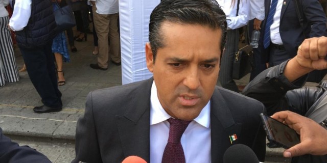Inversiones, disminución de la deuda, finanzas sanas y proyectos de infraestructura, promete Secretario de Murat