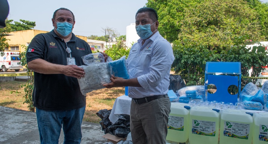 Gobierno de Tuxtepec entrega insumos al Hospital General y a la Clínica del ISSSTE