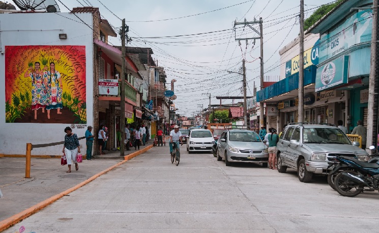 Gobierno de Tuxtepec concluye obra de drenaje y reposición de pavimento en calle Aldama