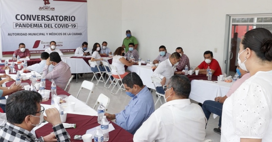 Médicos de Juchitán y Ayuntamiento exhortan a gobierno federal para que agilice habilitación de hospital de especialidades