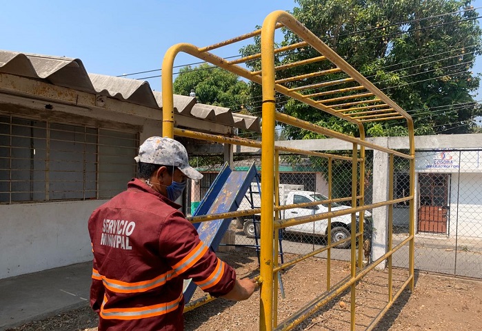 Remoza Gobierno de Juchitán parque recreativo de la colonia Infonavit Magisterial