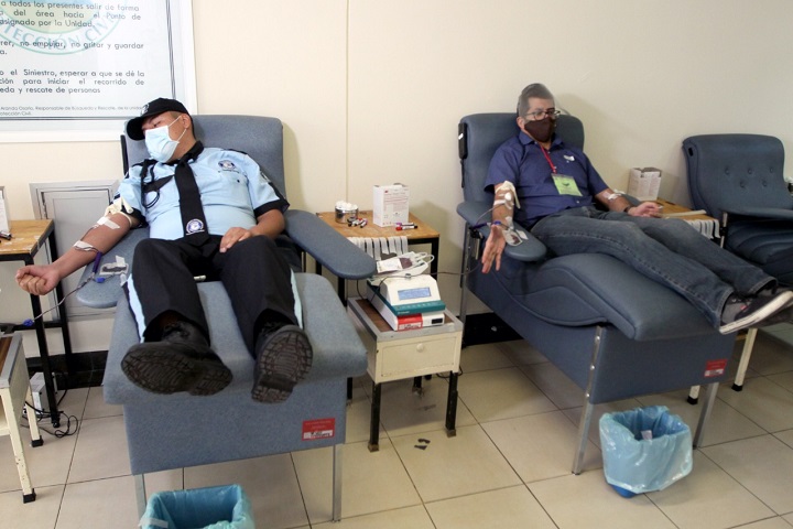Exhorta IMSS a la población a donar sangre de manera voluntaria y regalar vida