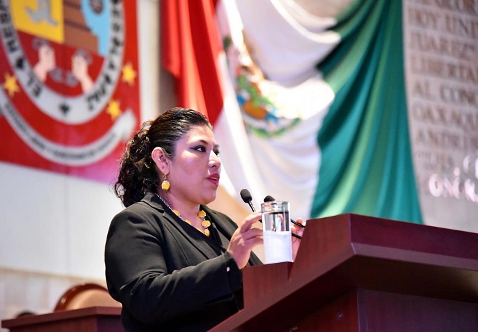 Advierte Diputada contubernio entre Gobierno de Oaxaca y empresas para continuar con uso de PET