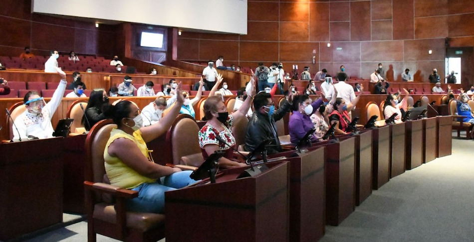 Aprueban reforma electoral para iniciar proceso en diciembre y ahorrar 18 mdp para Salud