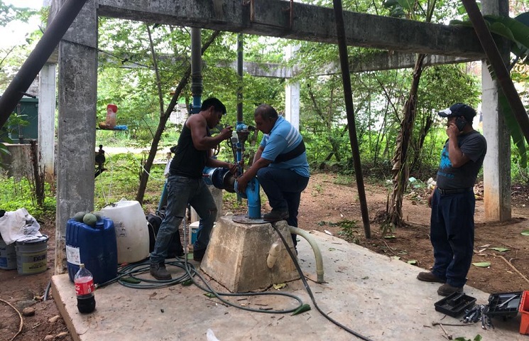 Atiende Gobierno Municipal mantenimiento de pozos de agua en Tuxtepec