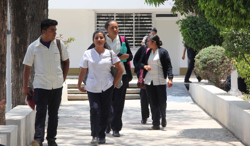 Concluye examen diagnóstico de admisión a 18 licenciaturas de la UABJO