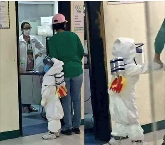 Victor, el niño astronauta que realiza misión a hospital de #Oaxaca para recibir vacuna; se protegió vs #COVID19