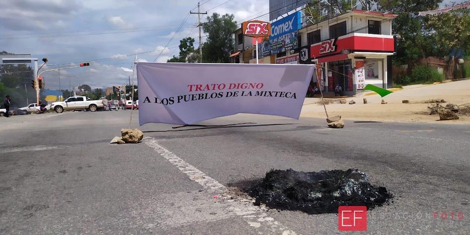 Autoridades de 25 municipios de la Mixteca tachan a Murat de que no tiene palabra
