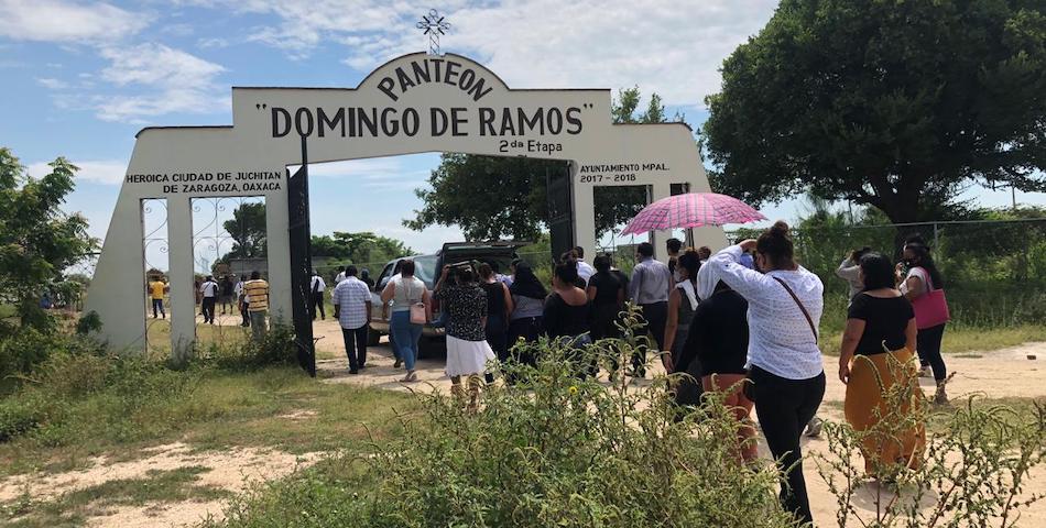 Por pandemia cerrarán panteones de Juchitán e Ixtepec en Todosantos