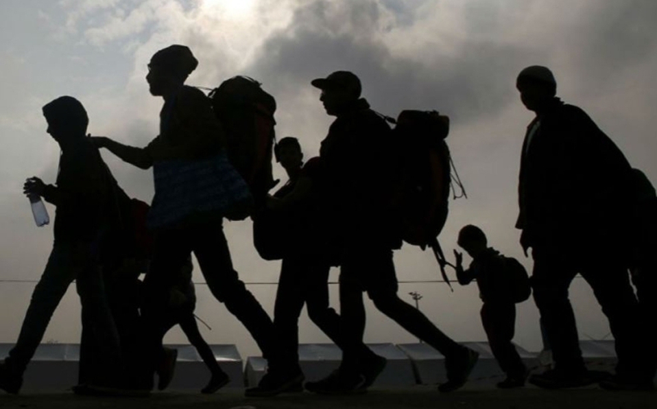 Vinculan a proceso a tres polleros por el delito de tráfico de migrantes
