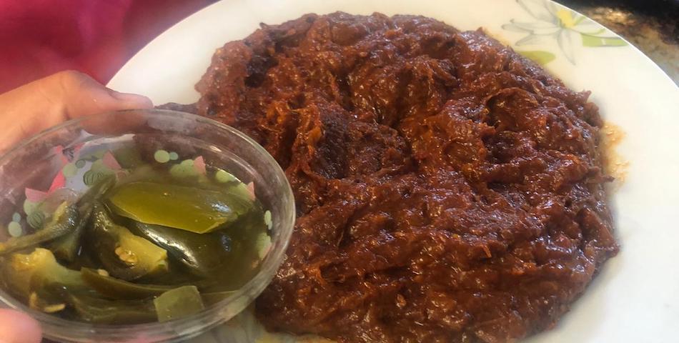 Griselda Jiménez, cocinera tradicional zapoteca que elabora estofado para resistir en pandemia