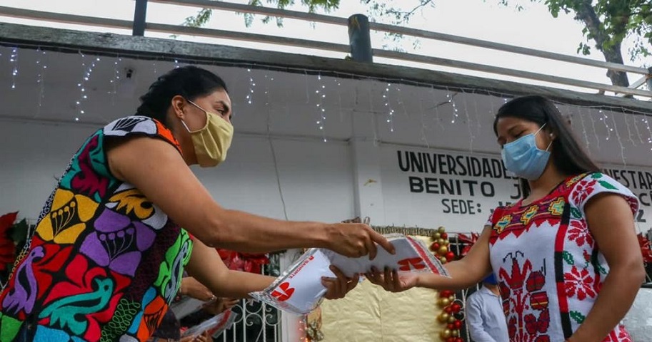 Fortalece Sepia economía de jóvenes y madres de familia del Papaloapan