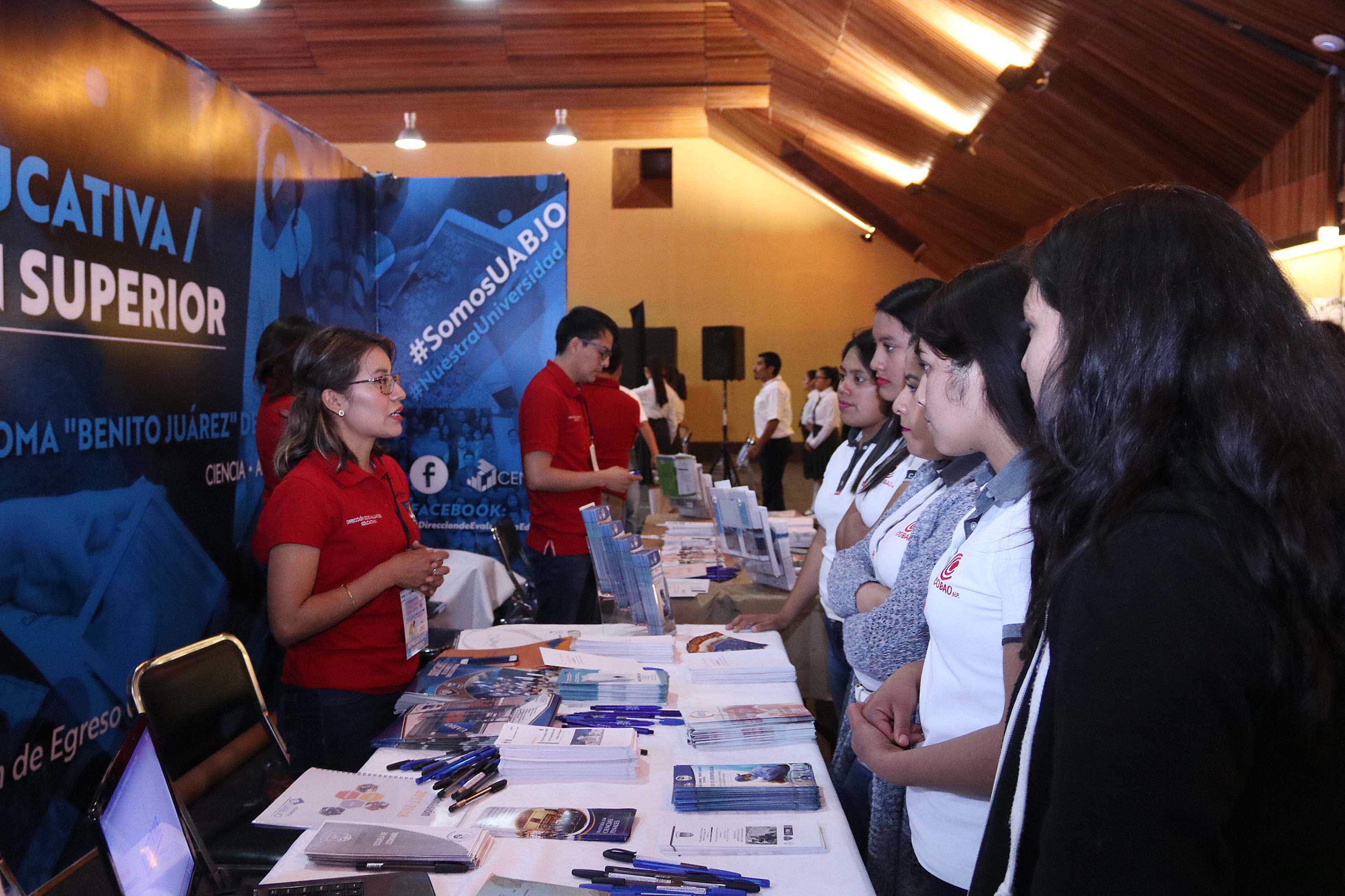 La UABJO presente en la Exporienta Educativa y de Posgrado 2021
