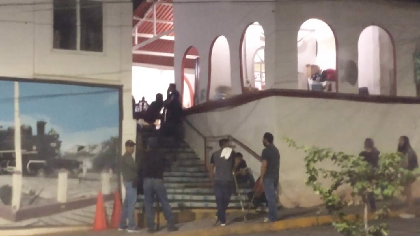Emiten medidas cautelares para cinco rehenes que amenazan con linchar en Matías Romero