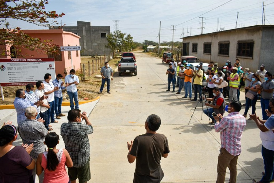 Inaugura Emilio Montero obra de pavimentación y rehabilitación de agua potable en la Ventosa
