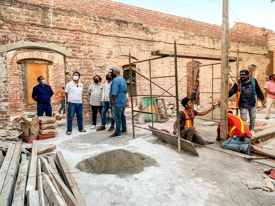 Intensifican trabajos de reconstrucción de Casa de la Cultura: Emilio Montero