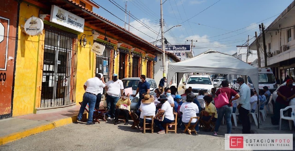 Por cerrazón del Secretario de Salud, SITSS cumple 22 días de plantón; exigen su destitución