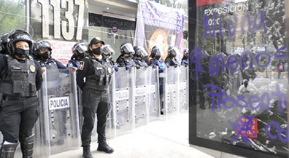 Cerca de mil 700 mujeres policías resguardarán marcha del #8M en CDMX