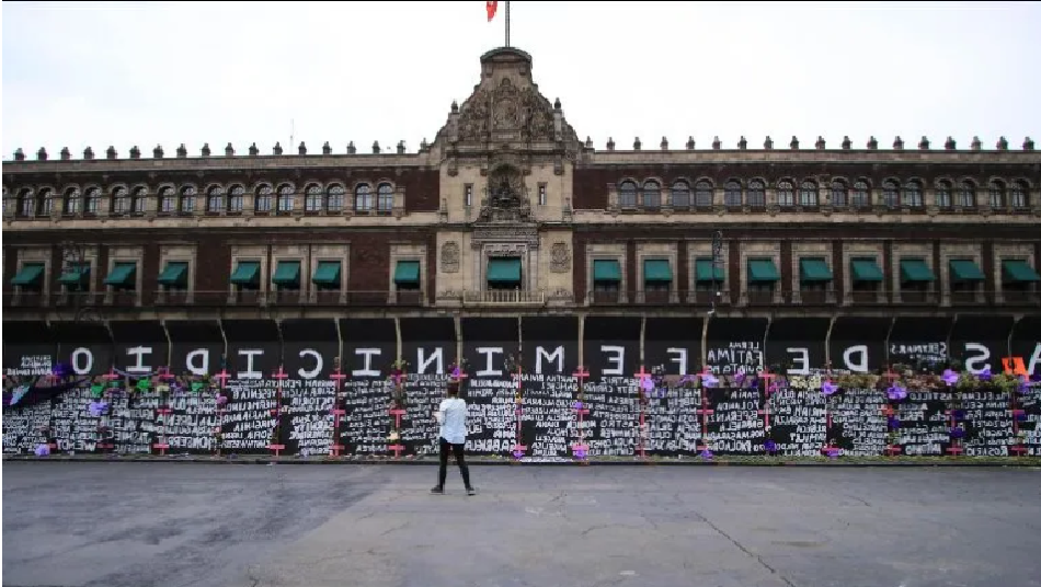 Día de la Mujer: AMLO asegura que protestas feministas «empezaron» en su Gobierno